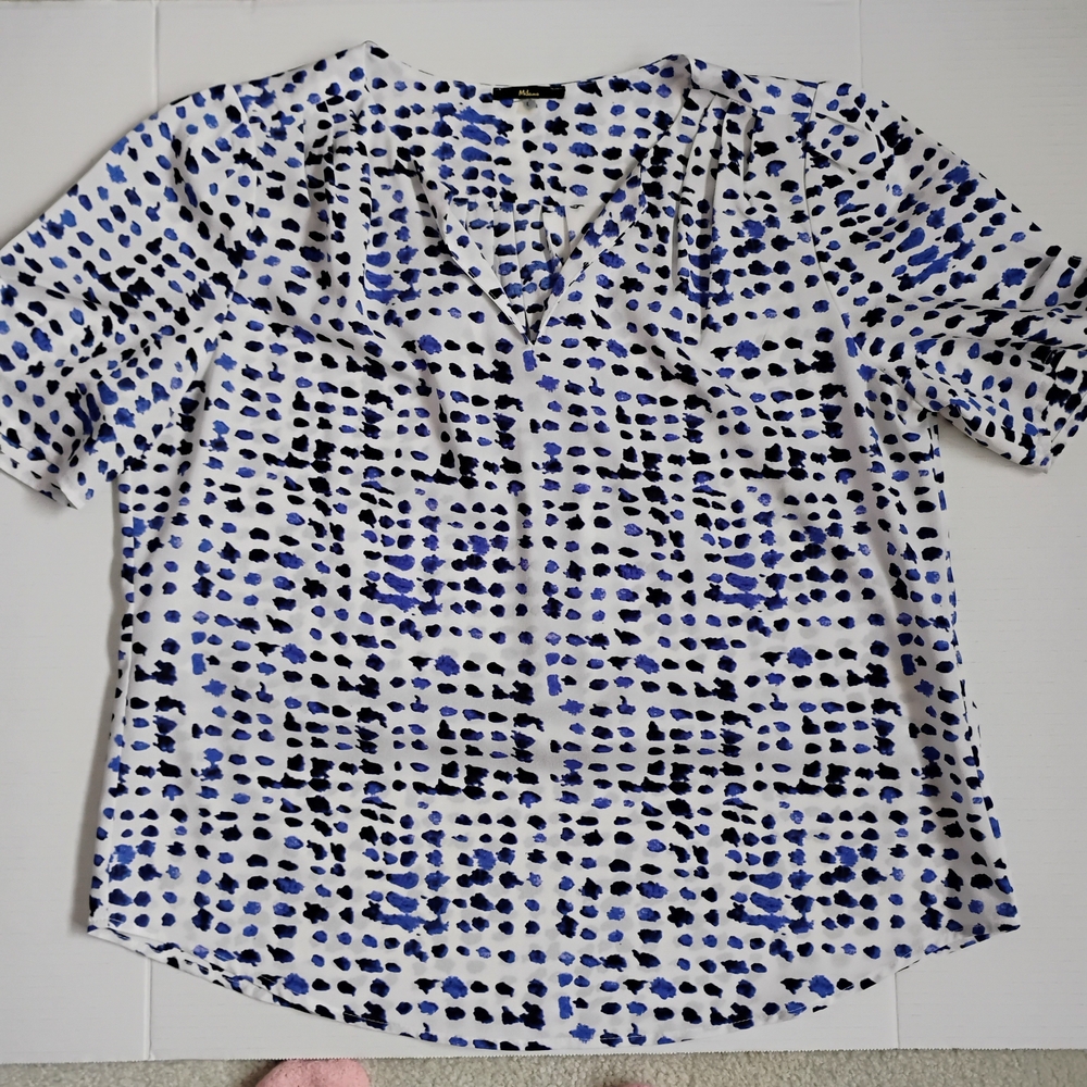 Blundle(3) Milano Women's Size Large Blouses - Coral, Blue, and Black Designs - Picture 8 of 16